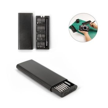 ATOM. Sada skrutkovačov s rôznymi magnetickými hrotmi z uhlíkovej ocele Čierna