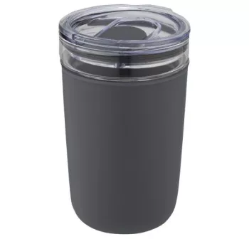 Skleněný kelímek o objemu 420 ml s vnější stěnou z recyklovaného plastu Bello Šedá